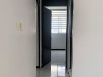 HERMOSA CASA EN RENTA  3 RECS., 2.5 BAÑOS, ESTUDIO, CALENTADOR SOLAR, MINI SPLITS