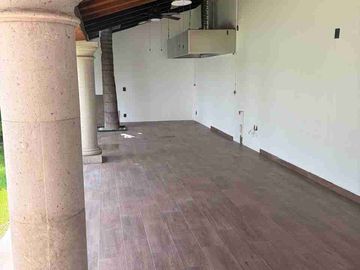 CASA EN VENTA EN PRIVADA EN COLINAS DEL PARQUE A UNOS  PASOS DEL PARQUE TANGAMANGA
