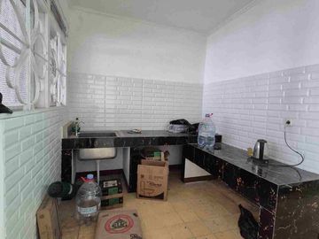 Rumah Duri Kepa Jakarta Barat Lokasi Strategis Lebar 10, Row 2 Mobil