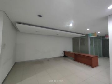 DISEWAKAN RUKO HOEK – SUMMARECON BEKASI  Lokasi Strategis – Jl. Ahmad Yani, Summarecon Bekasi