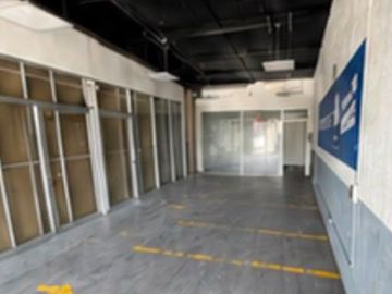 LOCAL COMERCIAL EN 