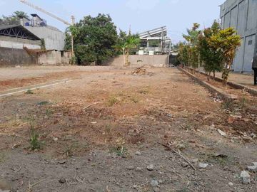 Dijual Tanah seluas 1 Ha, Siap Bangun. Lokasi Strategis di Pinggir Jalan Raya Wibawa Mukti 2 Jatisari Jatiasih Bekasi.