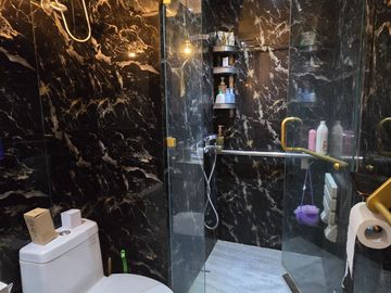 Jual Rugi Grand Madison 3 Kamar Furnished Cantik