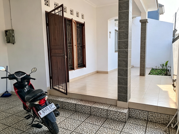 RUMAH LUAS & STRATEGIS DALAM KOMPLEK ELIT GRIYA BINTARA INDAH (MEPET PONDOK KOPI)