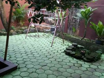RUMAH MEGAH FULL FURNISHED DI BOULEVARD GRAND GALAXY, BEKASI SELATAN