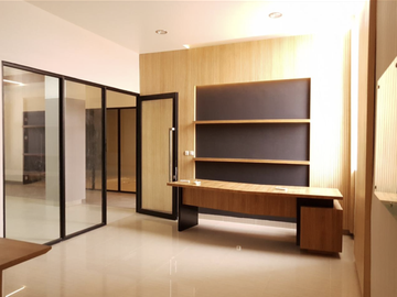 DIJUAL Gudang + Kantor di Green Sedayu Bizpark Daan Mogot, Jakarta Barat 西雅加达仓库加办公室出售;