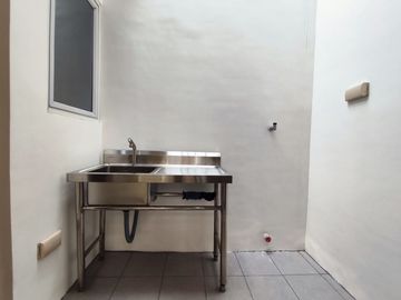 For Sale 2 Storey Modern Townhouse in Greenheights Subd San Bartolome Novaliches, Q.C KSA 12.5M