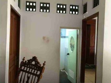 Rumah 2 lantai dengan rooftop di Cipayung, siap huni