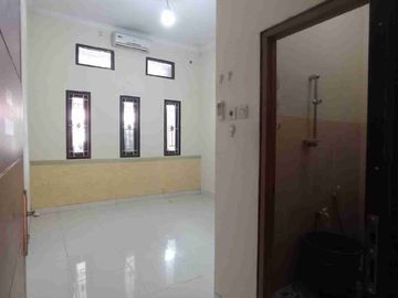 Hunian Strategis Jatiasih Bekasi – 2 Kamar Tidur + Carport Berkanopi