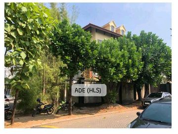 Dijual Cepat Rumah Ada Kolam Renang (Pik Jakarta Utara)