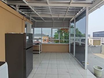 Disewakan Ruko 4 Lantai Pinggir Jalan Utama Di Meruya Ilir Raya Jakarta Barat – Cocok Kantor, Cloud Kitchen, Central Kitchen Dan Retail