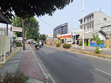 Disewakan Ruko 4 Lantai Pinggir Jalan Utama Di Meruya Ilir Raya Jakarta Barat – Cocok Kantor, Cloud Kitchen, Central Kitchen Dan Retail