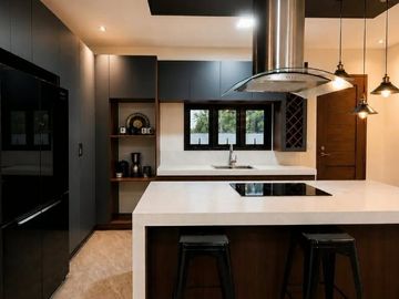 Modern and Spacious Family Home with Covered Pool for Sale!