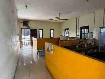 rumah gres jl 2 mobil di blok A jaksel
Kebayoran