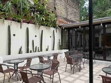 Dijual Tempat Usaha, Cafe di lokasi Strategis