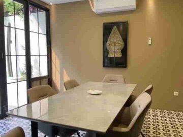 Dijual Tempat Usaha, Cafe di lokasi Strategis