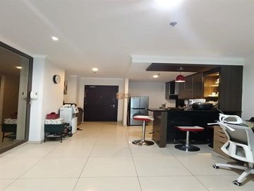 Dijual 2Br Condominium Central Park Residences Design Modern Luxury, Semi Funished, Fasilitas Lengkap, Lokasi Strategis, Diatas Mall Central Park