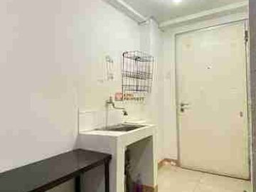 Disewakan Studio Green Bay Pluit Bayview Modern Minimalist with Warm Wood Interior Pool View Walk to Baywalk Mall