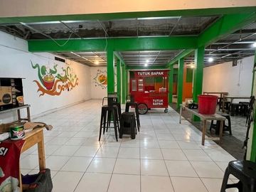 Ruko ramai strategis lebar dan panjang harga terjangkau di Beji Depok