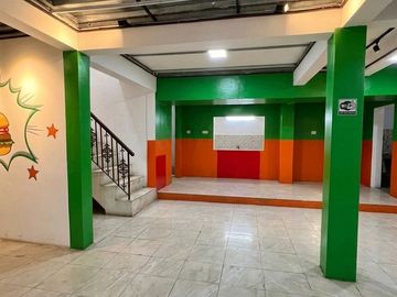 Ruko ramai strategis lebar dan panjang harga terjangkau di Beji Depok