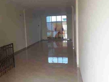 disewakan/dijual