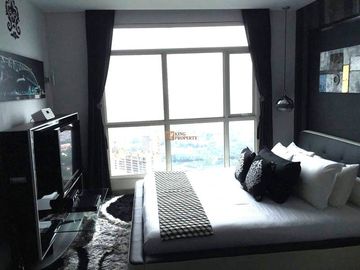 Dijual 3 Bedroom Central Park Residences Modern Contemporary Luxury Monochrome, Full Furnished, Dekat Mall Central Park & Central Park 2 Jakarta Barat