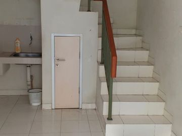 Disewakan Rumah Gading Serpong 5X8m di Arcadia Village By Rumah Chinida (Dw)