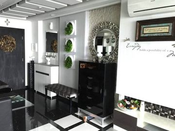 Luas Lebih Dari 100M2! Dijual Condominium 3 Bedroom Central Park Residence dengan Sentuhan Monochrome Elegant, Furnish Lengkap, Lokasi Strategis