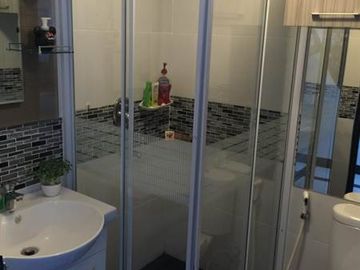 Luas Lebih Dari 100M2! Dijual Condominium 3 Bedroom Central Park Residence dengan Sentuhan Monochrome Elegant, Furnish Lengkap, Lokasi Strategis