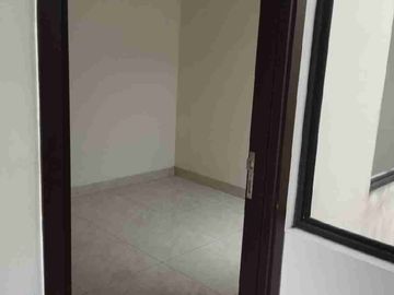 Disewakan Rumah 2 Lantai Siap Huni Lavon Swan City