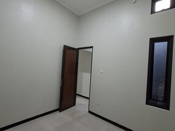RUMAH BARU FREE BIAYA PROSES DI GRIYA SEPATAN