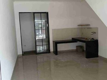 Disewakan Rumah Green Lake City
