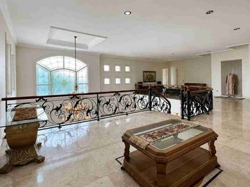 Dijual Rumah mewah di grogol utara dekat permata hijau
