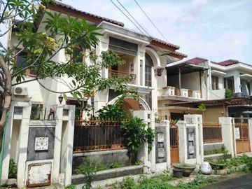 RUMAH MEWAH DI KOMPLEK DKI PONDOK KELAPA