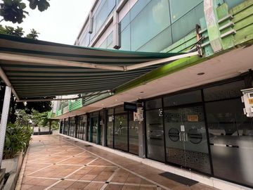 Dijual ruko full furnished di Ruko Jatiwaringin Junction, cipinang melayu, makasar, jakarta timur