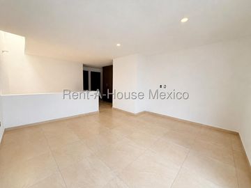 Departamento en Renta, Altos Juriquilla, 2 recámaras, 2 estac., Amenidades, Acepta mascota, Amenidades