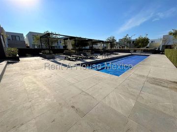 Departamento en Renta, Altos Juriquilla, 2 recámaras, 2 estac., Amenidades, Acepta mascota, Amenidades