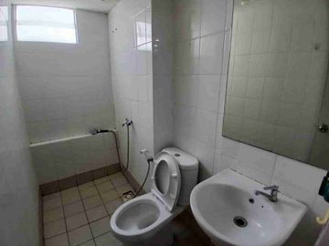 Disewakan Apartement 3kamar furnish di Bassura city