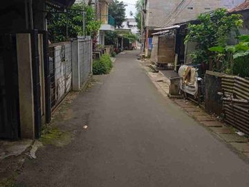 RUMAH ASRI JL CIMANDIRI CIPUTAT TANGSEL