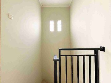 READY STOCK 3 UNIT RUMAH DI CONDET JAKTIM LOKASI STRATEGIS Nego by Owner