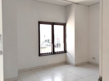 Rumah Cluster Alamanda 2lt 8x15 120Meter 3KT JGC Jakarta Garden City Cakung