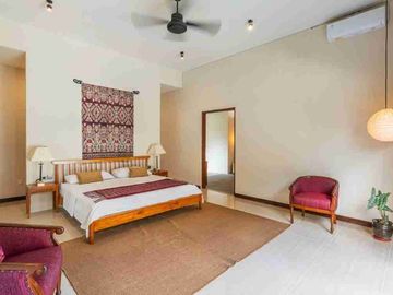 VILLA FOR SALE PURI GADING JIMBARAN, LAND SIZE 1240 SQM, PRICE UNDER MARKET!! FREEHOLD