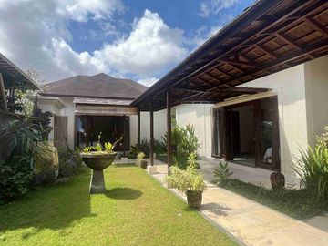VILLA FOR SALE PURI GADING JIMBARAN, LAND SIZE 1240 SQM, PRICE UNDER MARKET!! FREEHOLD