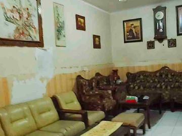 Dijual Rumah Second 2Lt Rungkut Surabaya Dekat Industri SIER, Transmart Rungkut, Merr dan Aneka Kampus : UPN, ITS, UNAIR