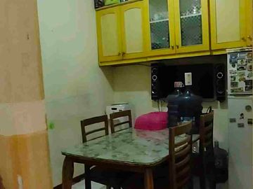 Dijual Rumah Second 2Lt Rungkut Surabaya Dekat Industri SIER, Transmart Rungkut, Merr dan Aneka Kampus : UPN, ITS, UNAIR