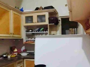 Dijual Rumah Second 2Lt Rungkut Surabaya Dekat Industri SIER, Transmart Rungkut, Merr dan Aneka Kampus : UPN, ITS, UNAIR