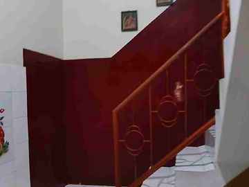 Dijual Rumah Second 2Lt Rungkut Surabaya Dekat Industri SIER, Transmart Rungkut, Merr dan Aneka Kampus : UPN, ITS, UNAIR