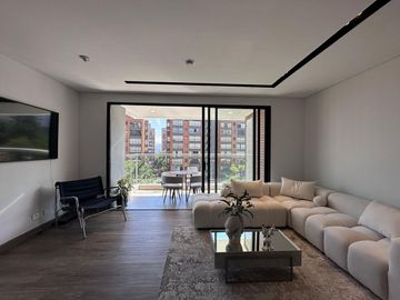 Apartamento Amoblado  en Arriendo en Los Balsos, Poblado Medellin Antioquia