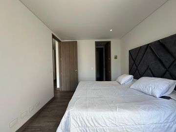 Apartamento Amoblado  en Arriendo en Los Balsos, Poblado Medellin Antioquia