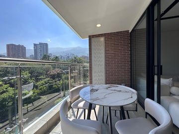 Apartamento Amoblado  en Arriendo en Los Balsos, Poblado Medellin Antioquia